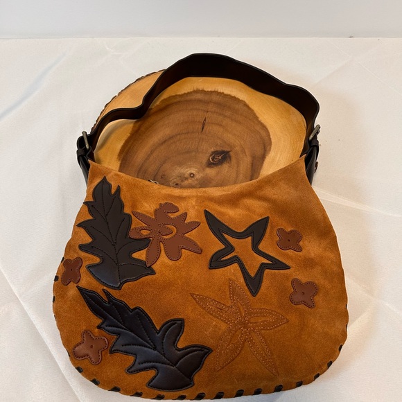 Bisou Bisou Michele Bohbot genuine tan suede small shoulder purse with leaves‎ - Picture 2 of 16